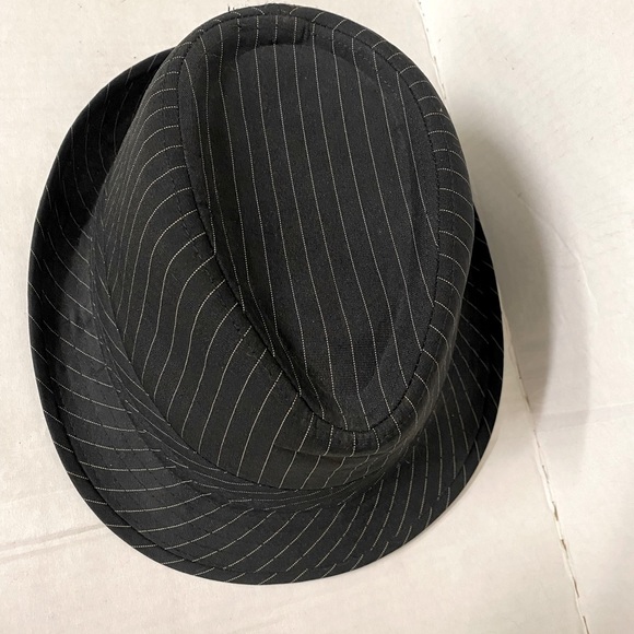 Men’s Hat - Picture 3 of 5